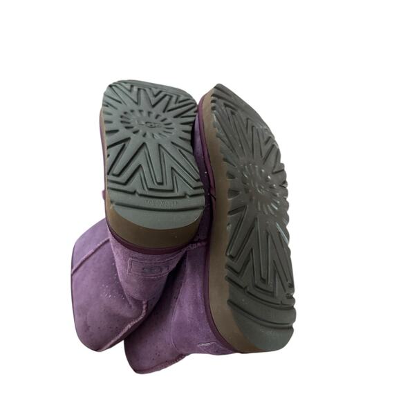 UGG Women's Classic Short Purple Metallic Suede Leather Winter Booties Size 8 - Picture 5 of 6